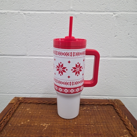 Sleigh Bell Bistro Christmas Travel Mug Red White Snowflake 40oz w/ Straw - Picture 1 of 6